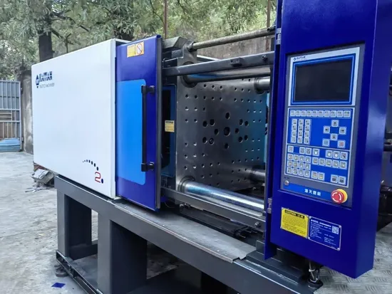 Máquina de inyección de plástico usada Ma 2500 Maquinaria auxiliar de plástico de 250 toneladas a la venta Molde de inyección de plástico usado